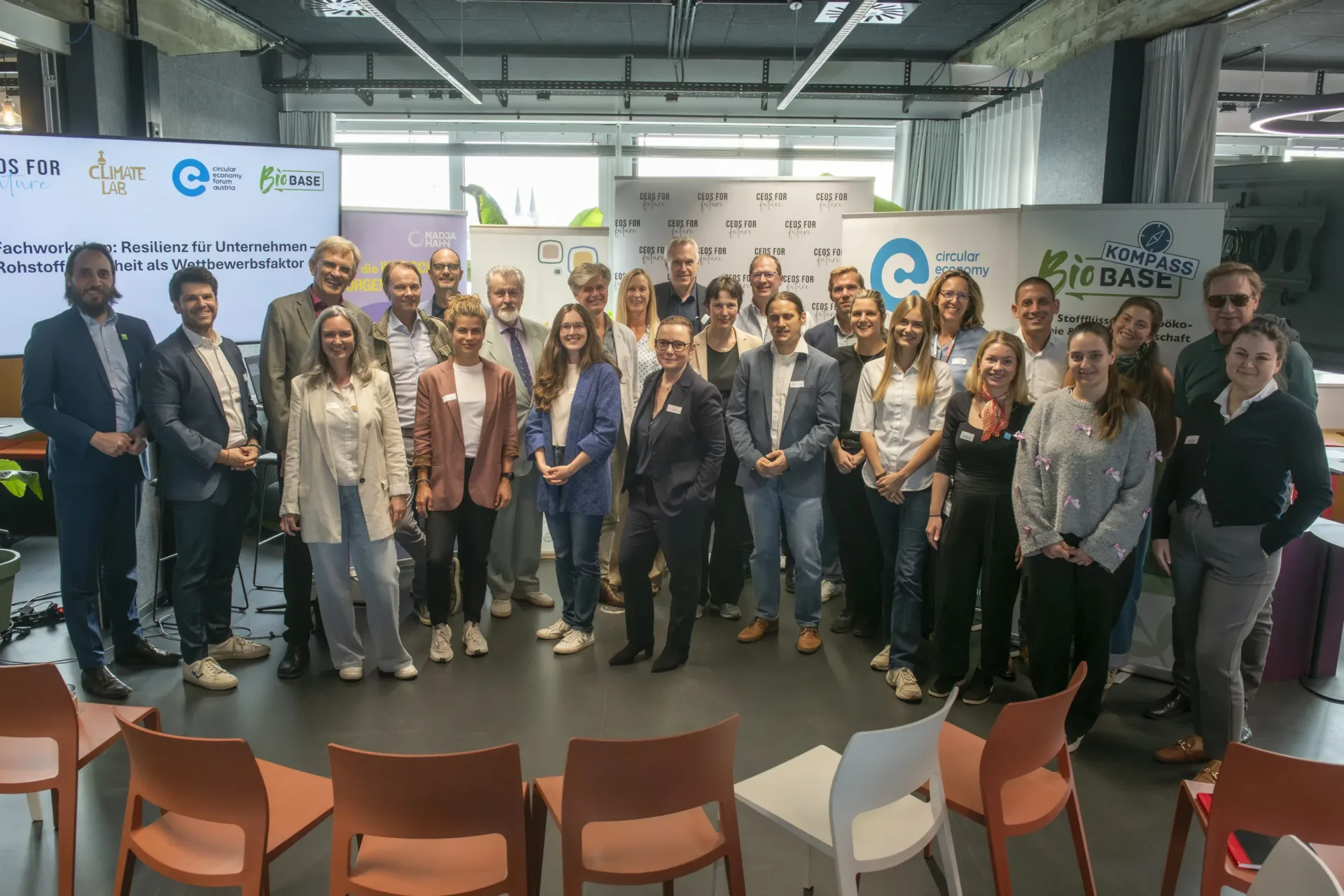 Die Teilnehmer:innen des Workshops Resilienz für Unternehmen – Rohstoffsicherheit als Wettbewerbsfaktor“ von Circular Economy Forum Austria, CEOs FOR FUTURE, BioBASE und Climate Lab